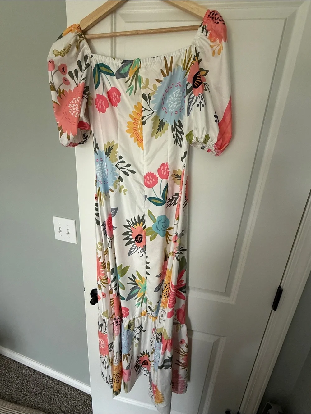 Hope's Floral Maxi Dress in White with Pink, Orange & Yellow Flowers - Picture 4 of 4